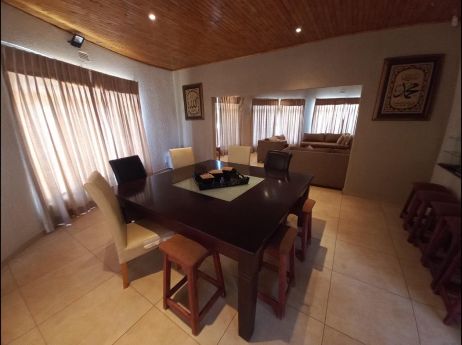 4 Bedroom Property for Sale in Lindequesdrif North West